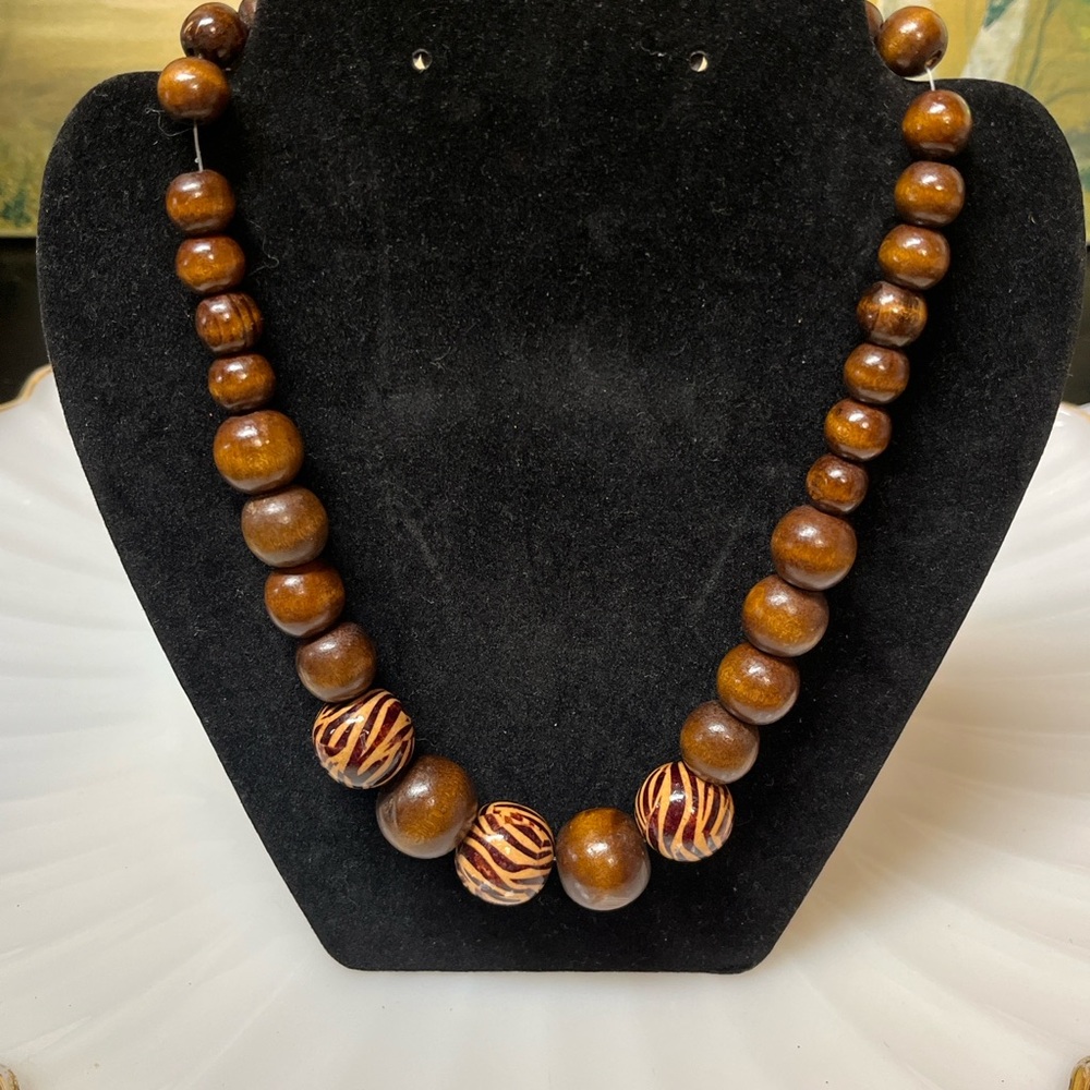 Natural Wood Bead Necklace w/ Animal-Print Accents – Adjustable Length